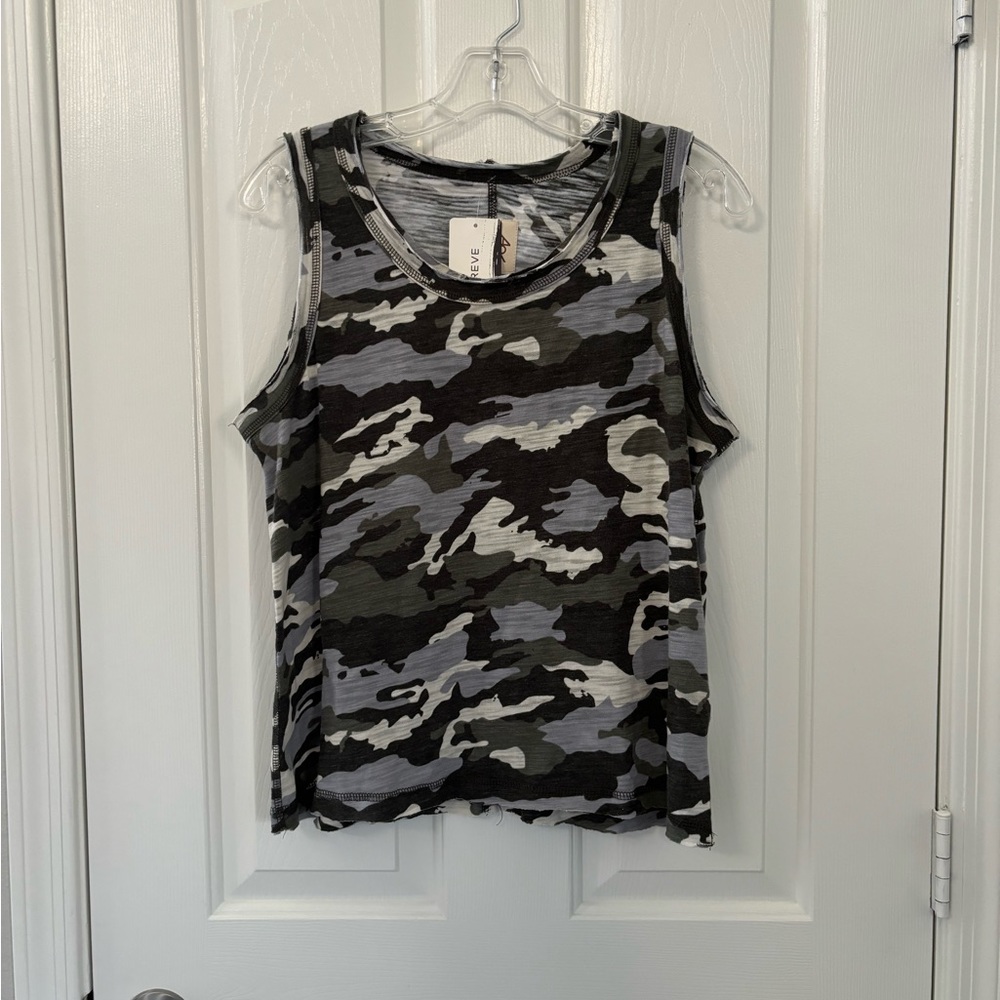 Chaser Shades Of Gray, Green & Cream Camo Tank Top New With Tags Size La… - Picture 2 of 14